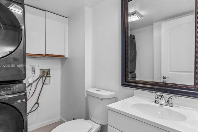 2971 SW 11th Pl, Deerfield Beach, FL 33442