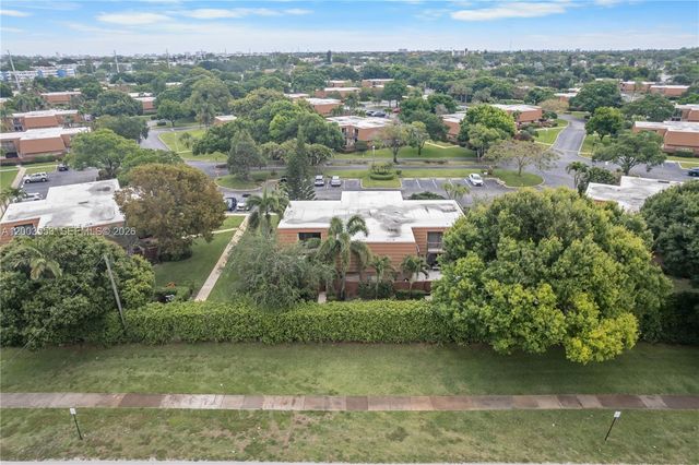 2971 SW 11th Pl, Deerfield Beach, FL 33442