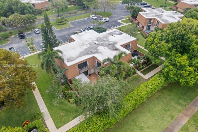 2971 SW 11th Pl, Deerfield Beach, FL 33442