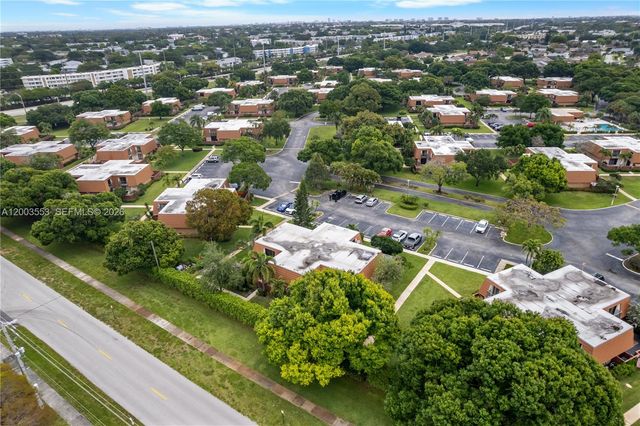 2971 SW 11th Pl, Deerfield Beach, FL 33442