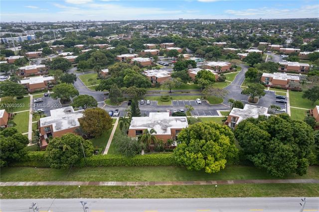 2971 SW 11th Pl, Deerfield Beach, FL 33442
