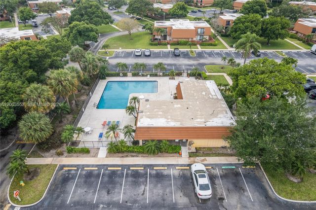 2971 SW 11th Pl, Deerfield Beach, FL 33442