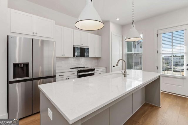 964 Bibbs Circle, Atlanta, GA 30318