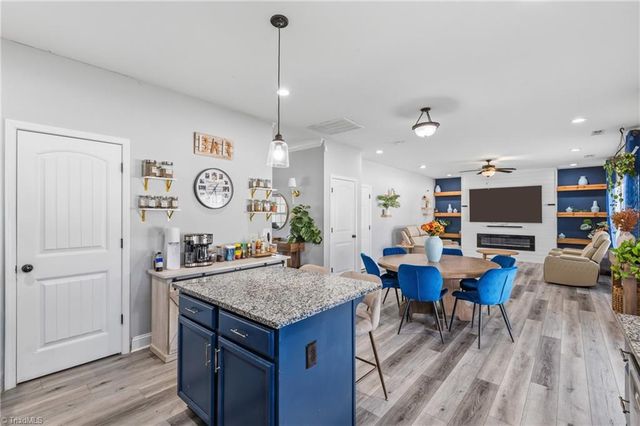 3474 River Farm Drive, Kernersville, NC 27284