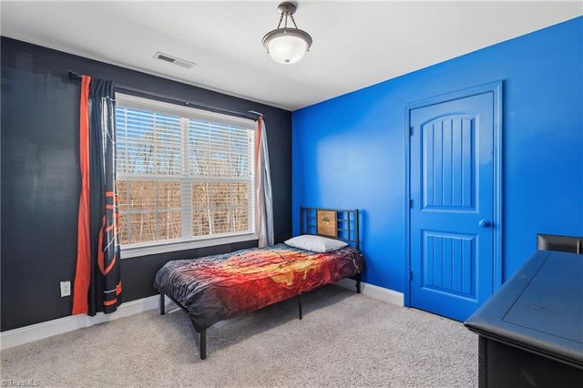 3474 River Farm Drive, Kernersville, NC 27284