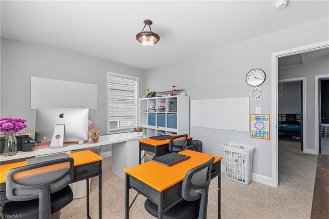 3474 River Farm Drive, Kernersville, NC 27284