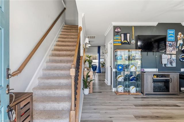 3474 River Farm Drive, Kernersville, NC 27284