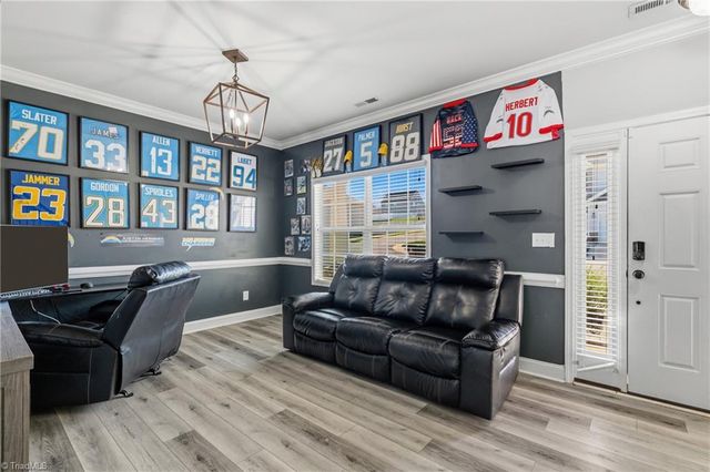 3474 River Farm Drive, Kernersville, NC 27284