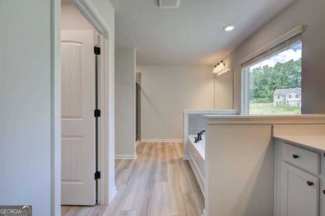 225 St Annes Place, Covington, GA 30016