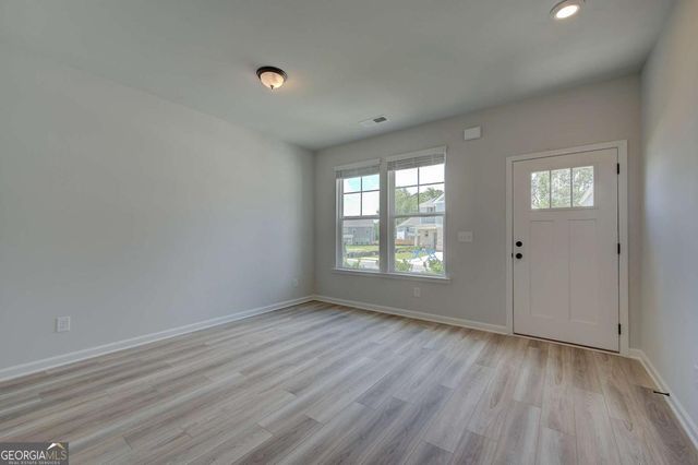 225 St Annes Place, Covington, GA 30016