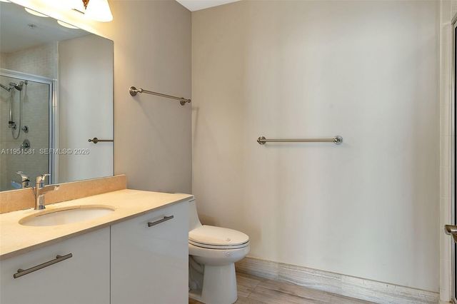 3470 E Coast Ave H1614, Miami, FL 33137