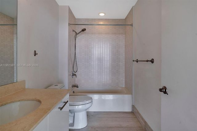 3470 E Coast Ave H1614, Miami, FL 33137