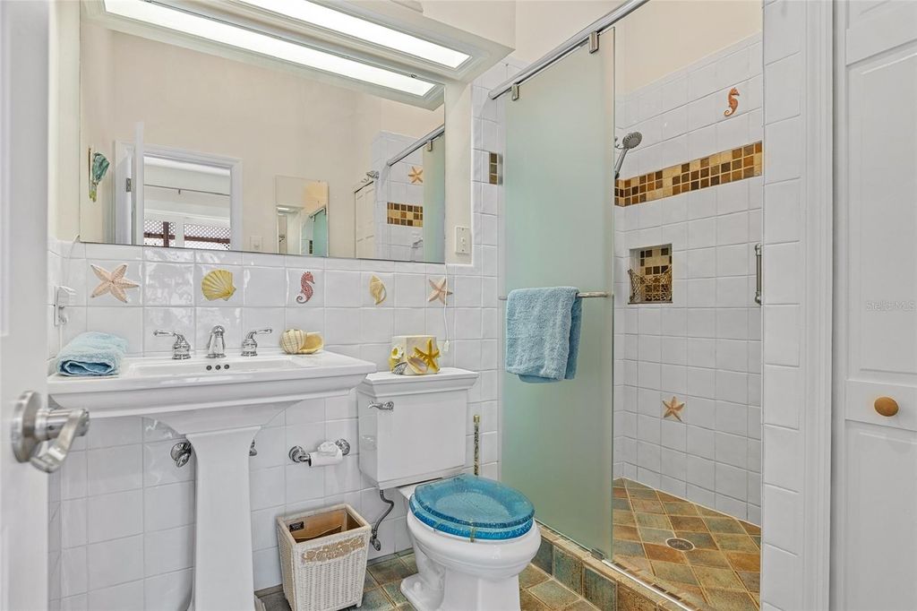 Image 16 of property listing at 6618 S ATLANTIC AVENUE, New Smyrna Beach, FL 32169