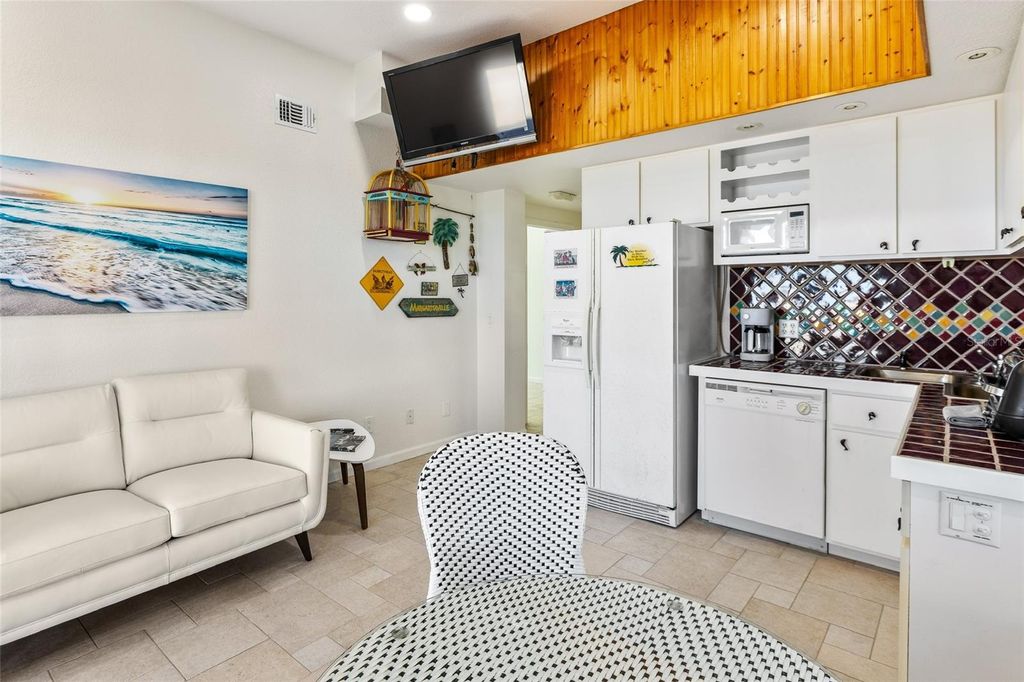 Image 30 of property listing at 6618 S ATLANTIC AVENUE, New Smyrna Beach, FL 32169