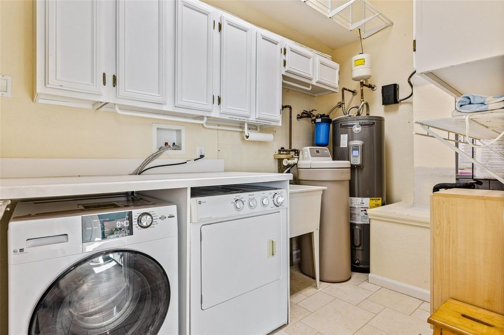 Image 39 of property listing at 6618 S ATLANTIC AVENUE, New Smyrna Beach, FL 32169
