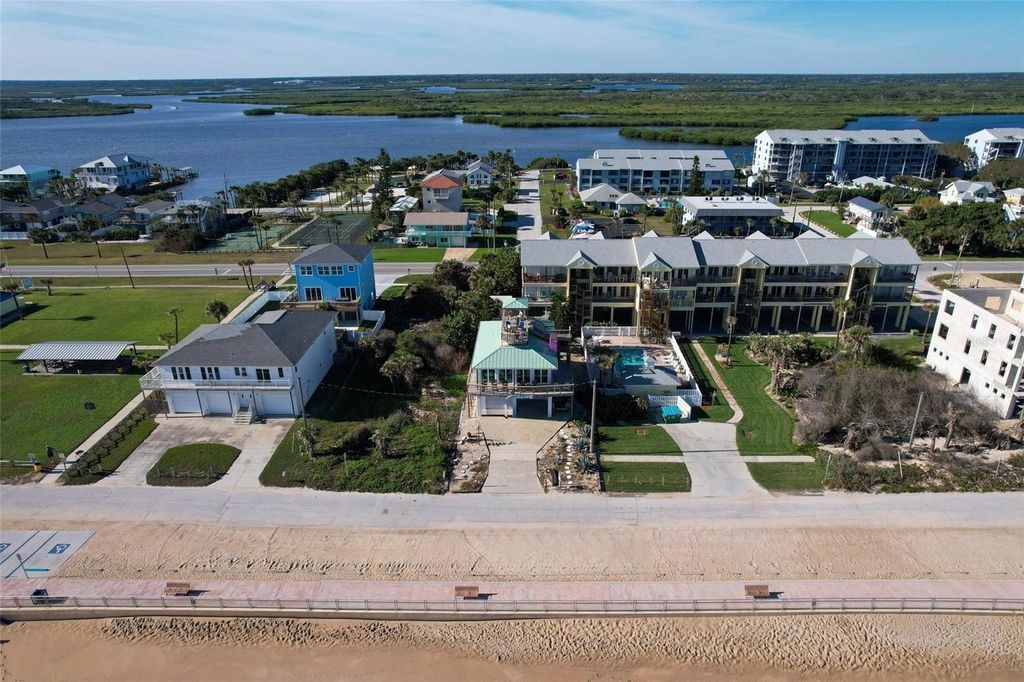 Image 5 of property listing at 6618 S ATLANTIC AVENUE, New Smyrna Beach, FL 32169