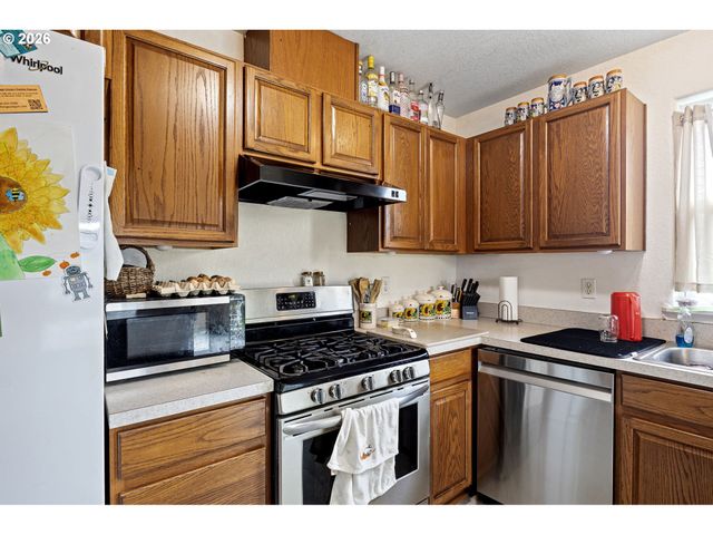 144 BUNTING Ct, Roseburg, OR 97471