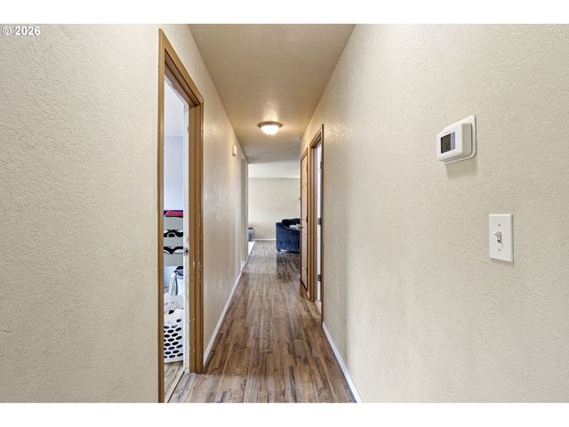 144 BUNTING Ct, Roseburg, OR 97471