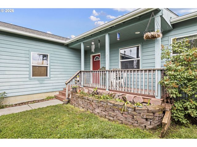 144 BUNTING Ct, Roseburg, OR 97471
