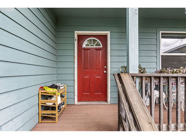 144 BUNTING Ct, Roseburg, OR 97471