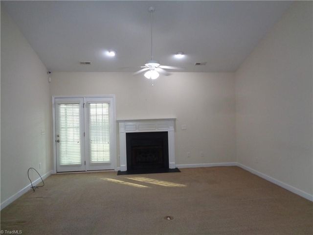 504 Pelican Lane, Clemmons, NC 27012