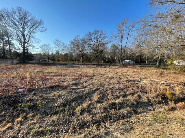 3260 Pinewood Road, Sumter, SC 29154