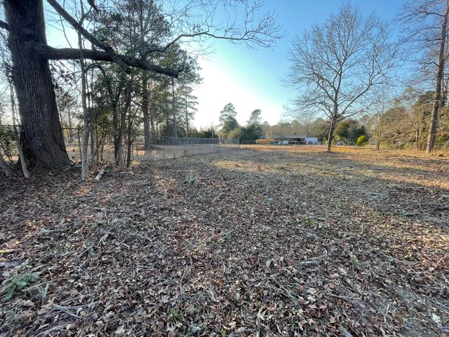 3260 Pinewood Road, Sumter, SC 29154