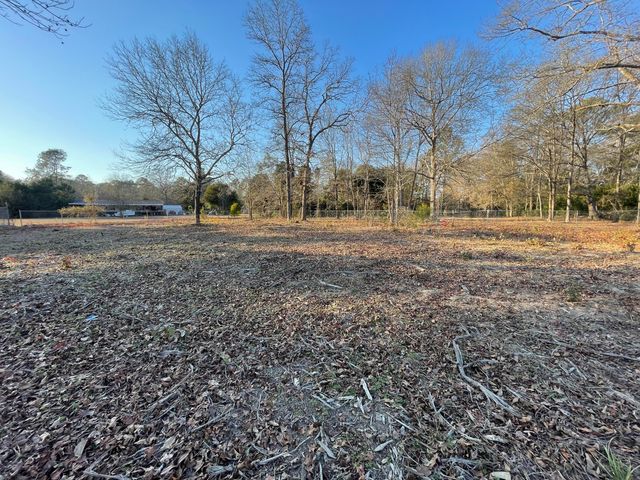 3260 Pinewood Road, Sumter, SC 29154