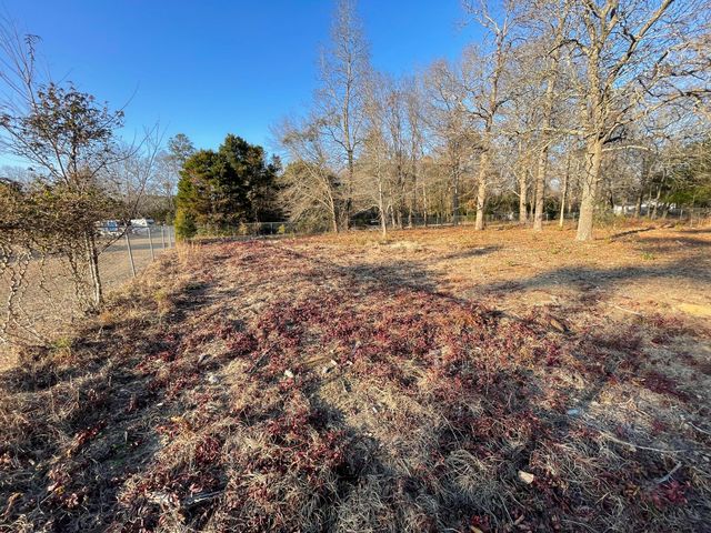 3260 Pinewood Road, Sumter, SC 29154