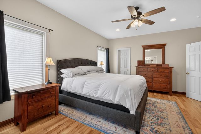 5025 South Fork Lane, Waterloo, IA 50701