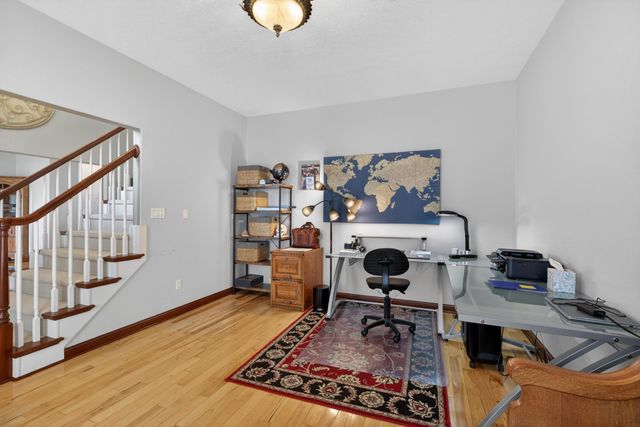 5025 South Fork Lane, Waterloo, IA 50701