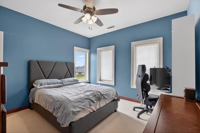 5025 South Fork Lane, Waterloo, IA 50701