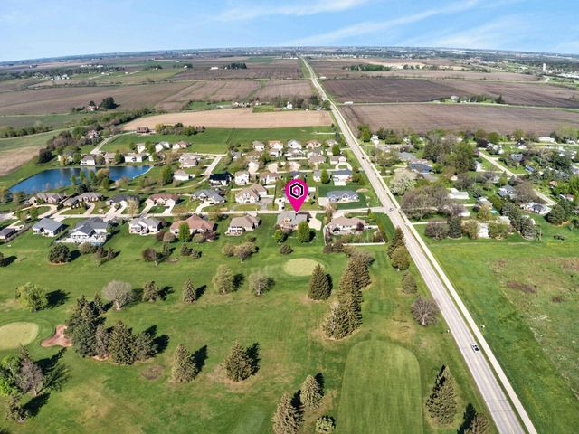 5025 South Fork Lane, Waterloo, IA 50701