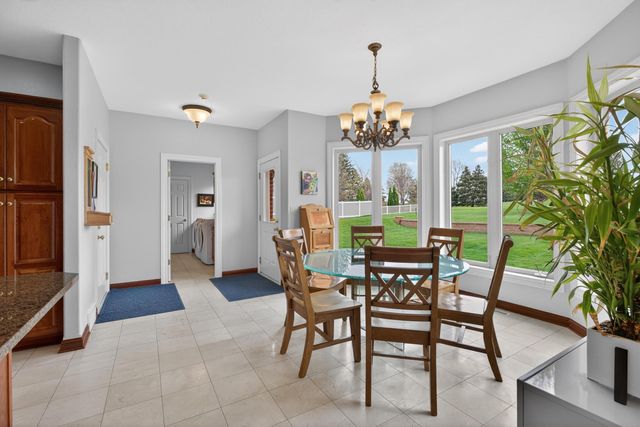 5025 South Fork Lane, Waterloo, IA 50701