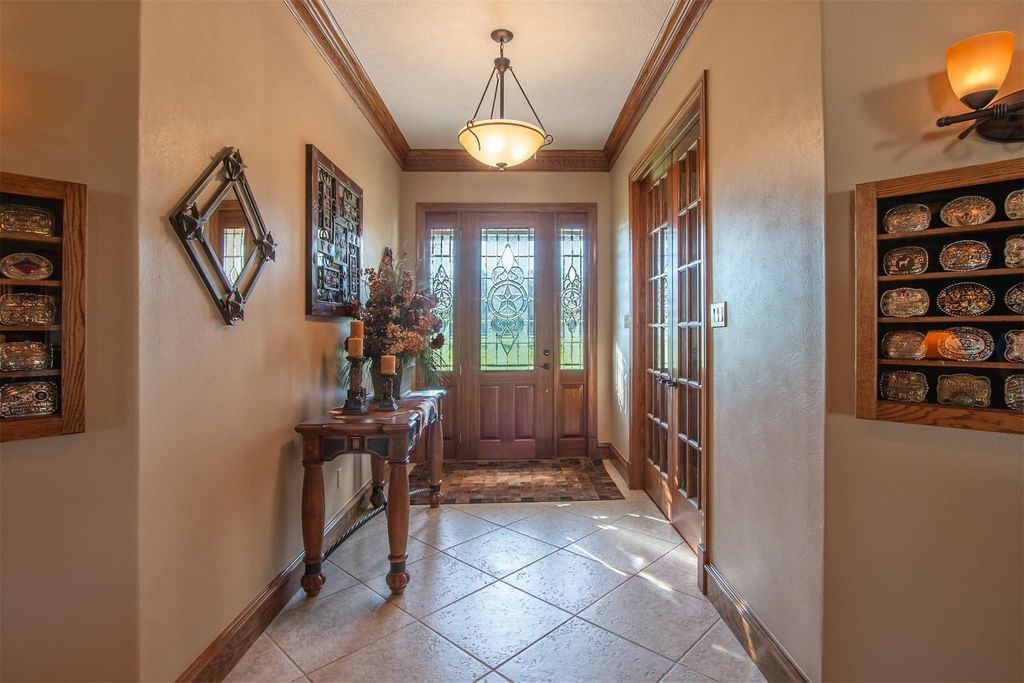 Image 13 of property listing at 3150 Holmes Road Road, Richmond, TX 77406