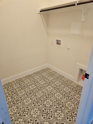 2521 Silo Lane, Howe, TX 75495