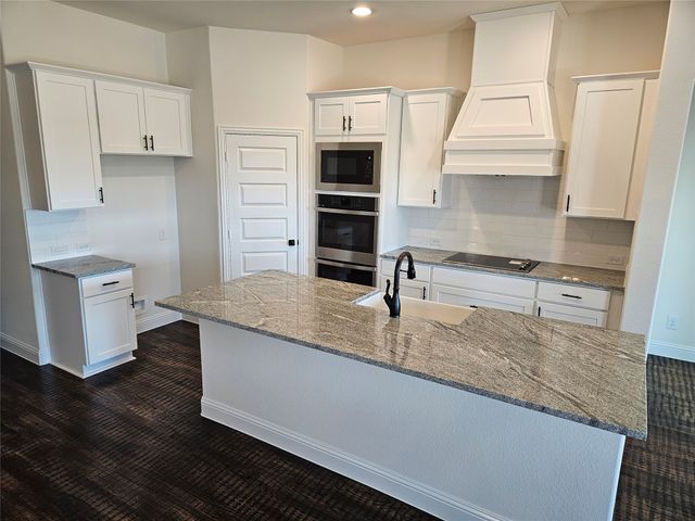 2521 Silo Lane, Howe, TX 75495