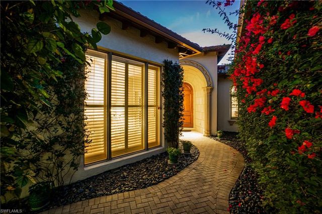 1327 Noble Heron WAY, Naples, FL 34105