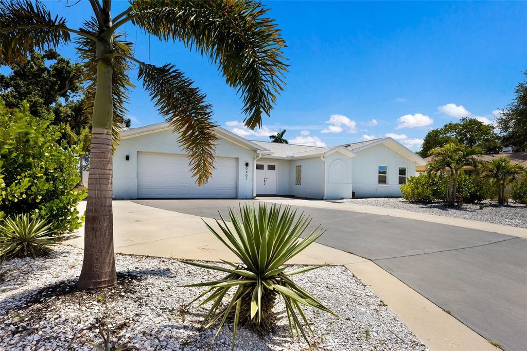 5407 2ND AVENUE DRIVE NW, BRADENTON, FL 34209 — photo 2