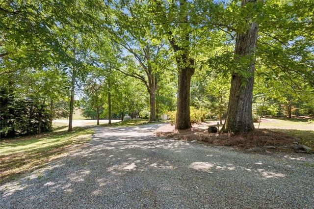 329 Gilbert Road, Jefferson, GA 30549