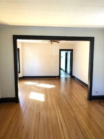 427 MARENGO Avenue, Forest Park, IL 60130