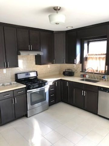 427 MARENGO Avenue, Forest Park, IL 60130