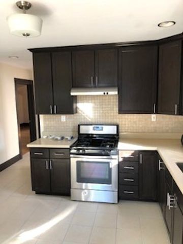 427 MARENGO Avenue, Forest Park, IL 60130