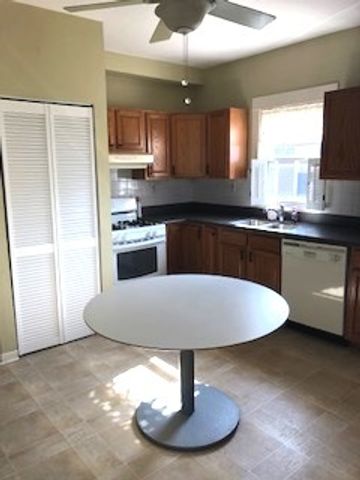 427 MARENGO Avenue, Forest Park, IL 60130