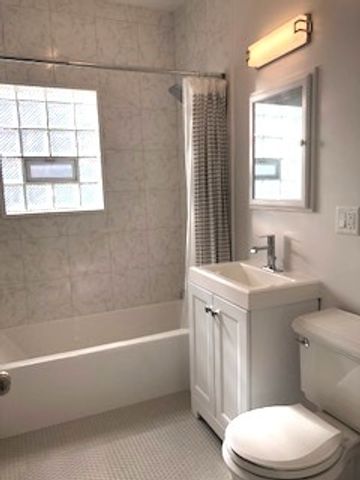 427 MARENGO Avenue, Forest Park, IL 60130