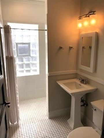 427 MARENGO Avenue, Forest Park, IL 60130