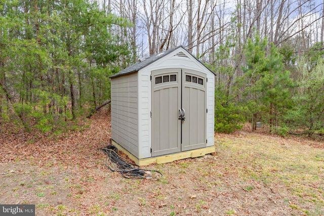 8401 SEAYS RD, Spotsylvania, VA 22551
