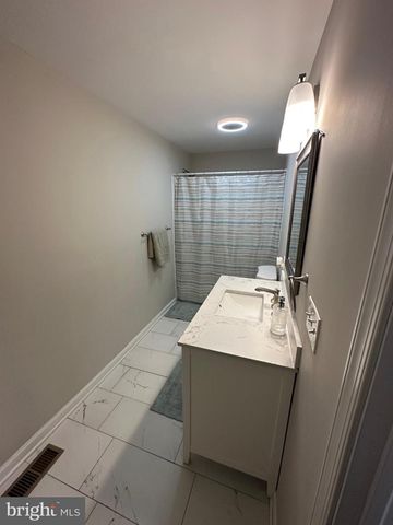 4427 ANNAPOLIS RD, Halethorpe, MD 21227