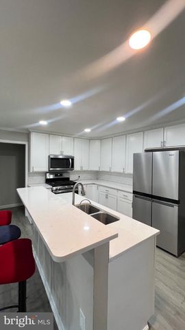 4427 ANNAPOLIS RD, Halethorpe, MD 21227