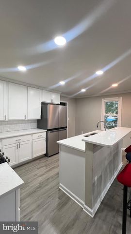 4427 ANNAPOLIS RD, Halethorpe, MD 21227